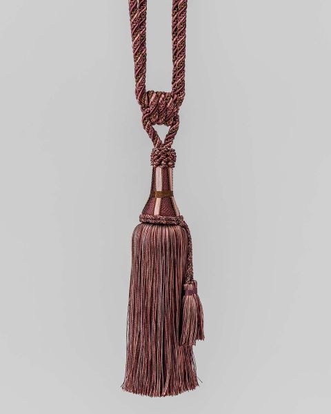 Wine Tieback