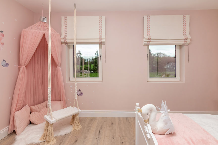 The Perfect Match: Pretty Pink Braids for a Little Girls Bedroom