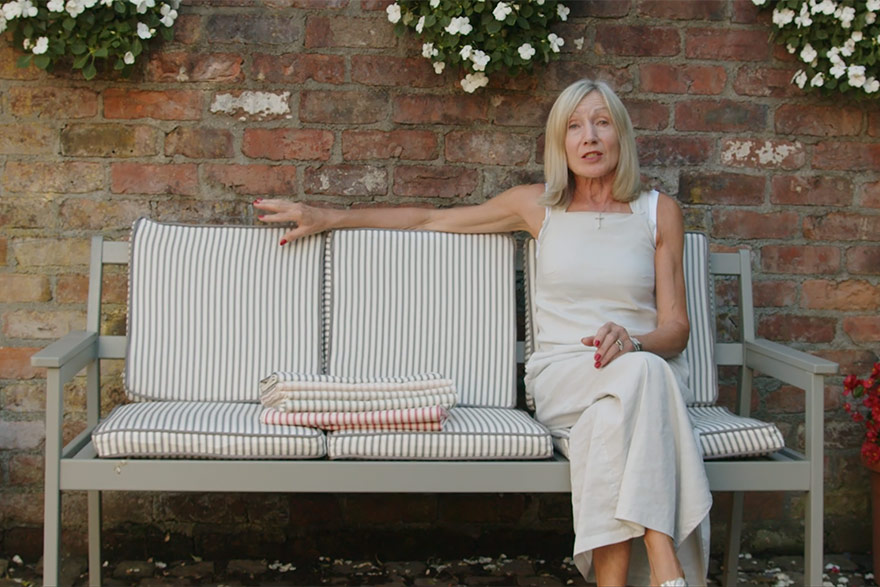 Stylish & Elegant Fabrics To Compliment Your Outdoor Dining Decor